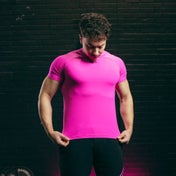 SBD Nova Training T-Shirt -Lyhythihainen Treenipaita (26) - Hehkuva Pinkki/Musta